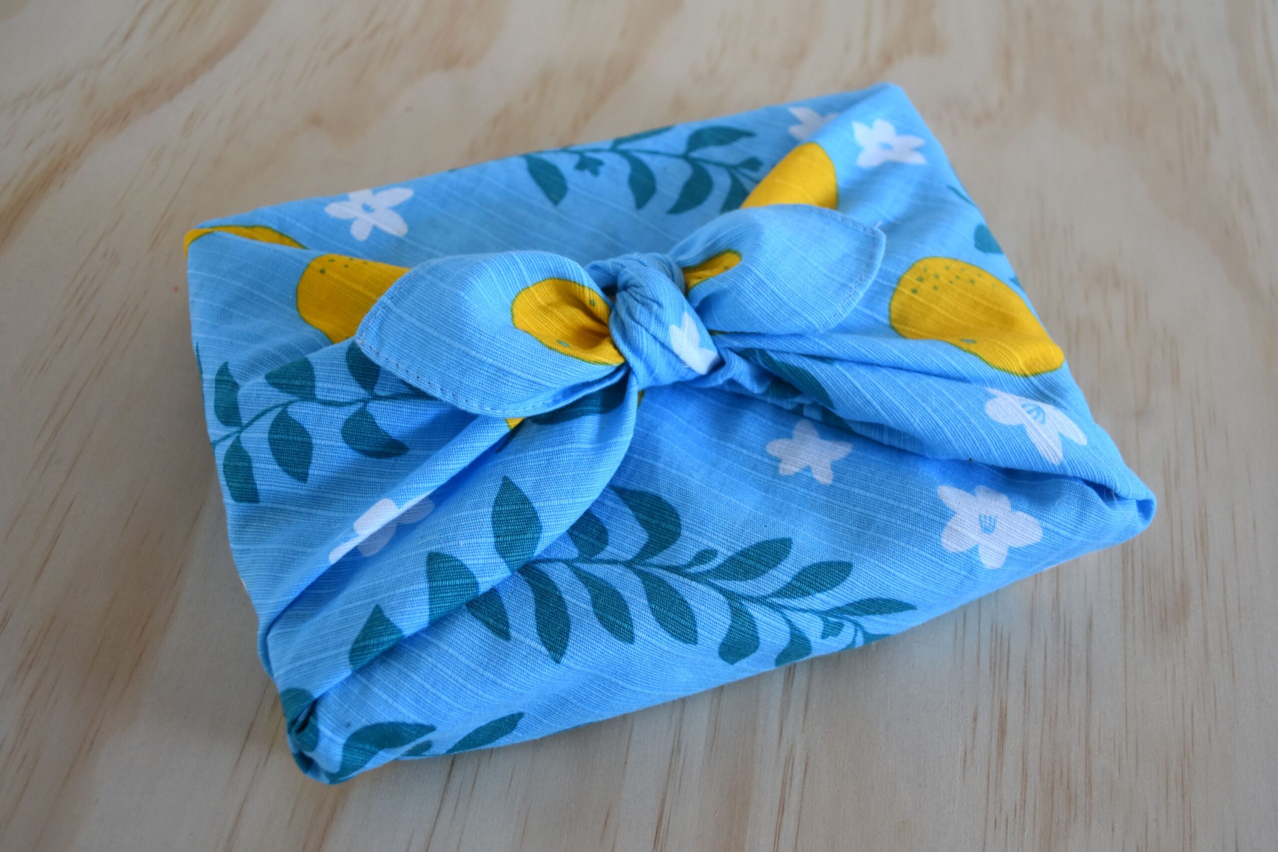 furoshiki wrapping method