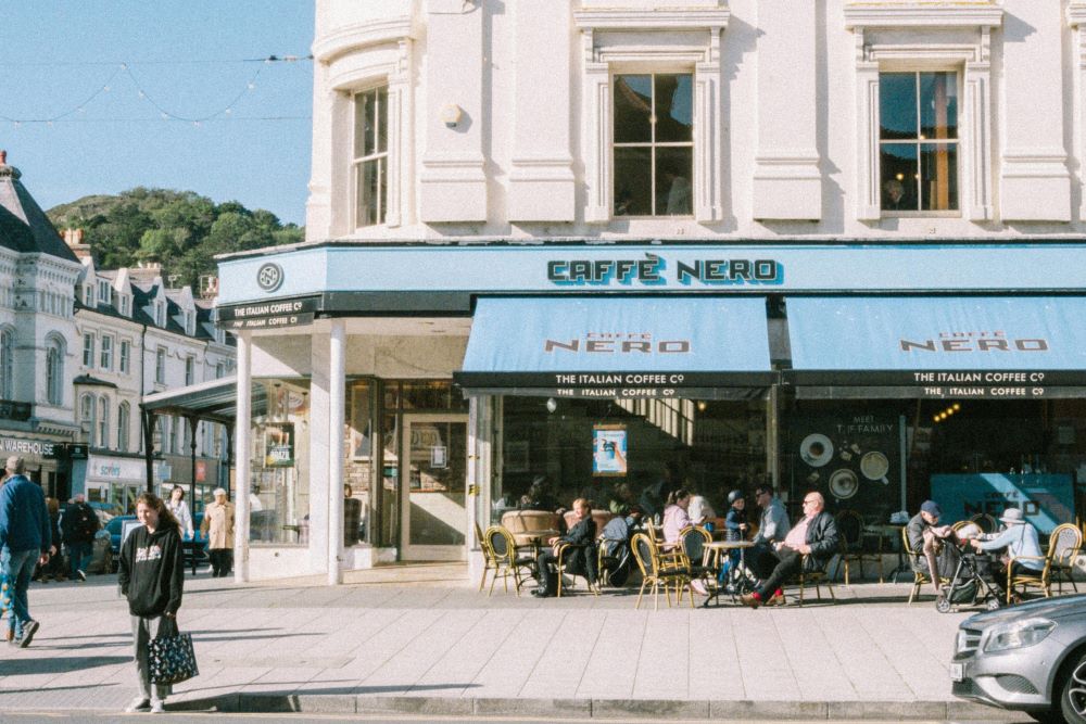 Caffè Nero shop